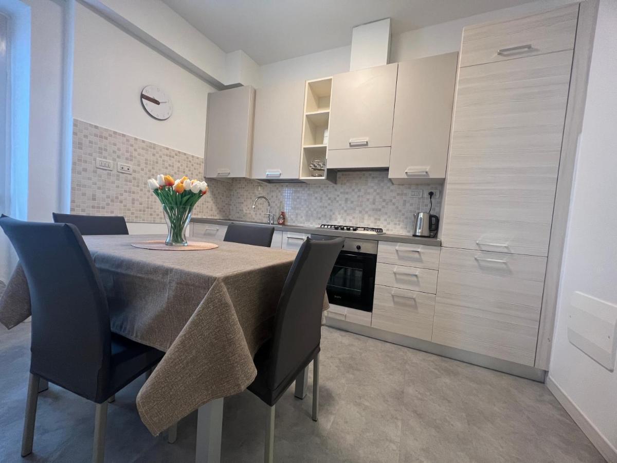Casa Anna Apartment บาร์โดลิโน ภายนอก รูปภาพ
